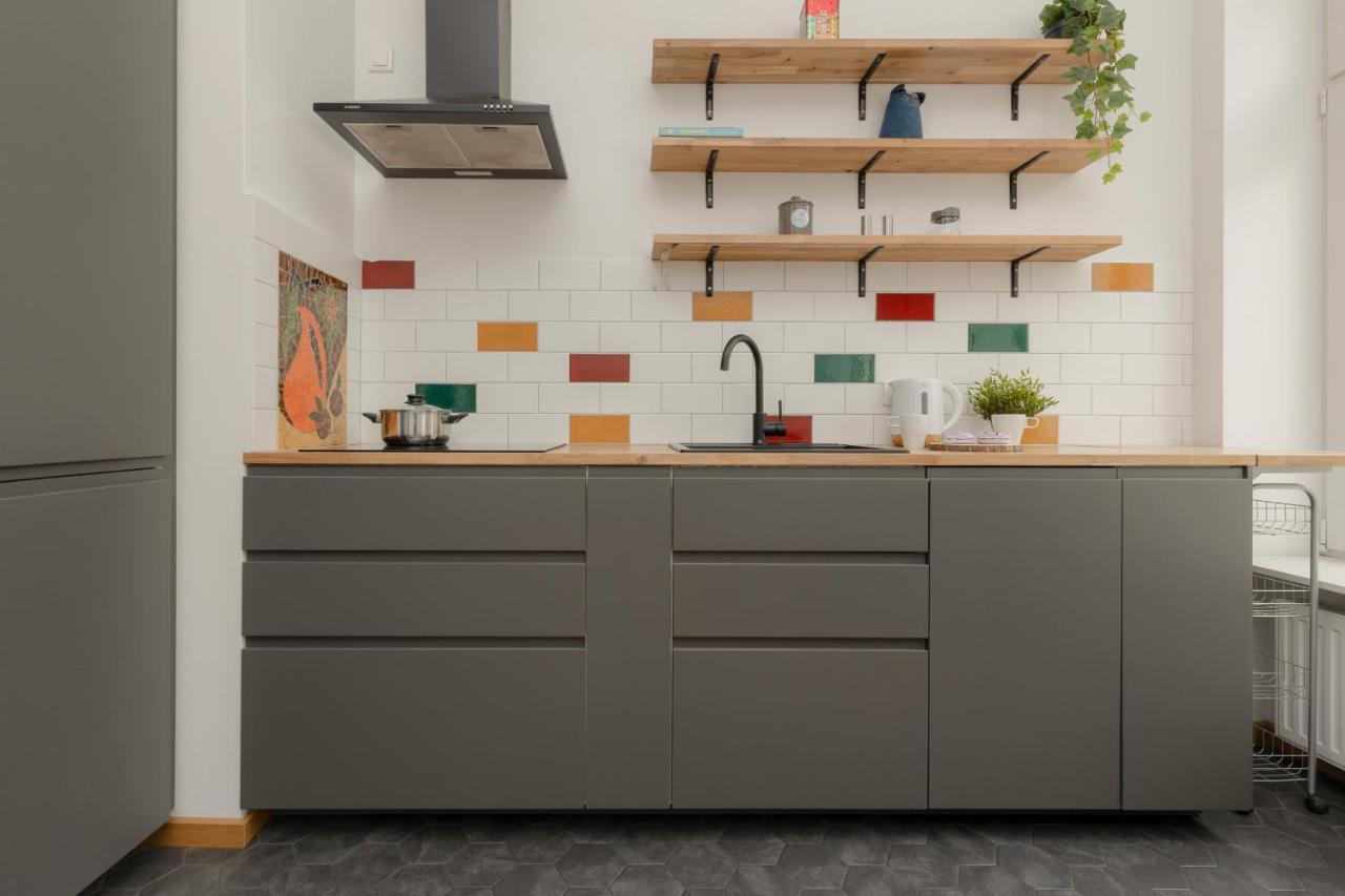 Appartamento With Balcony Warsaw's Praga By Renters Varsavia